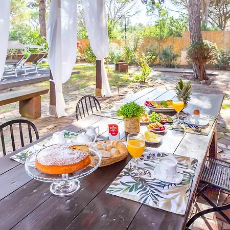 Villa Pinewood Santa Margherita di Pula