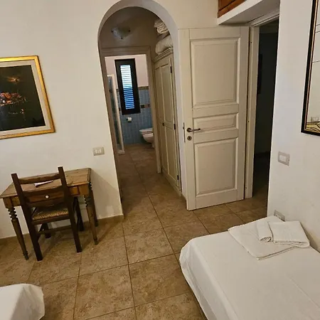 Pinewood Villa *